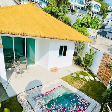 Baan Saint-Tropez Seaview Villas Kata Beach Exterior photo