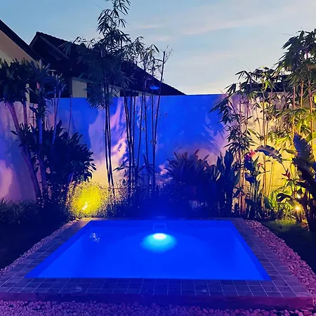 Baan Saint-Tropez Seaview Villas Kata Beach Exterior photo