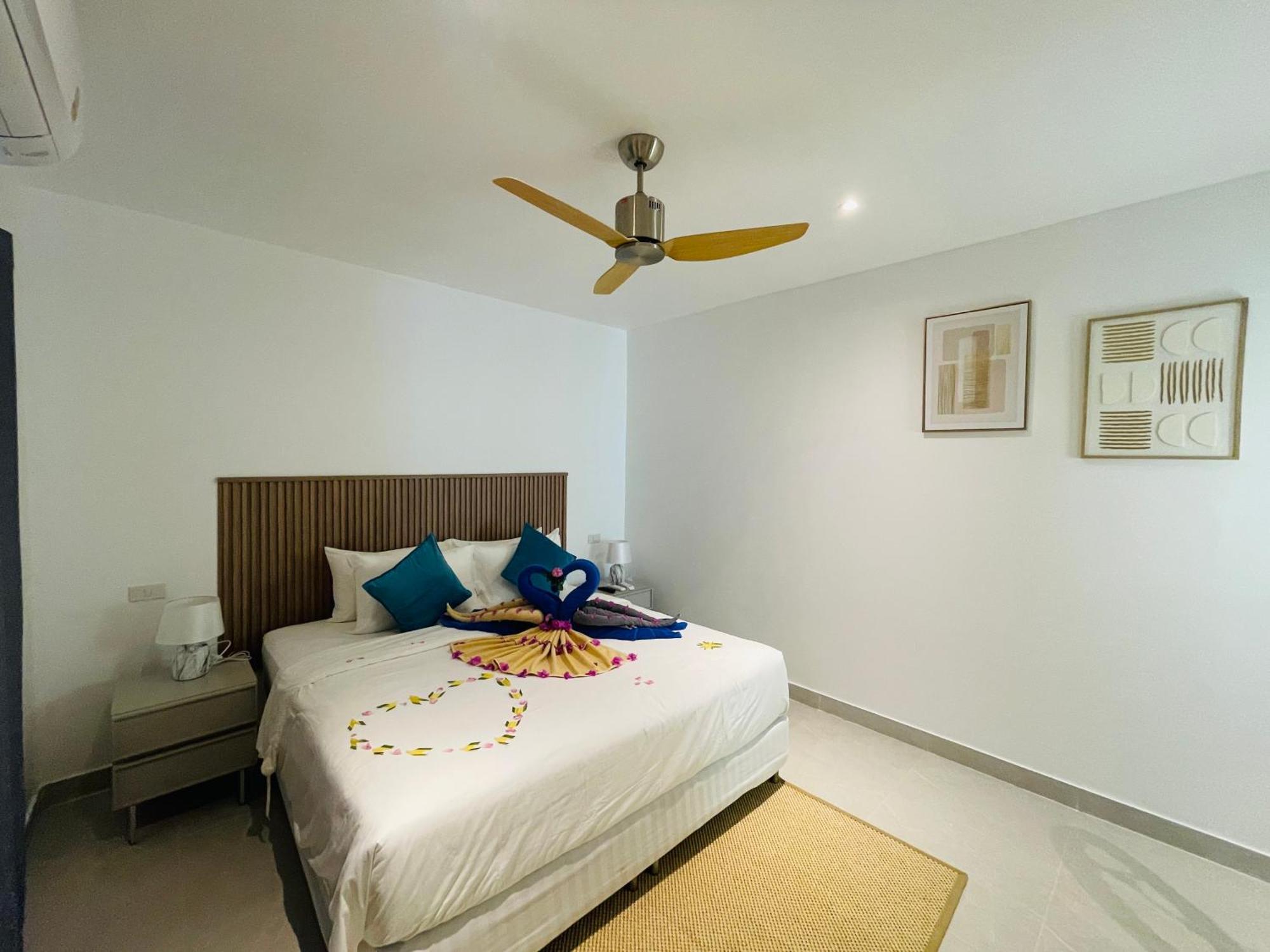 Baan Saint-tropez Seaview Villa *