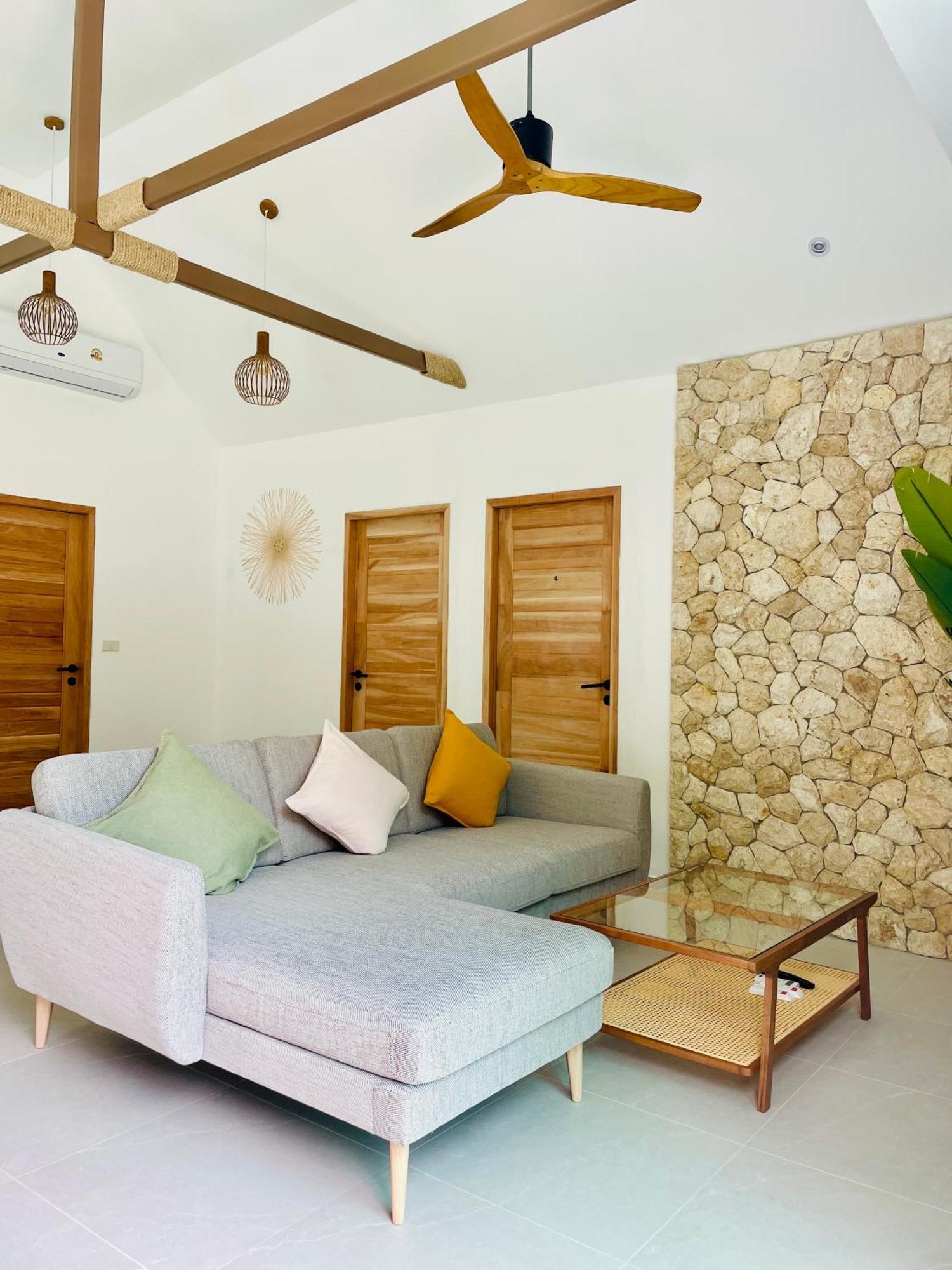 Baan Saint-tropez Seaview Villa